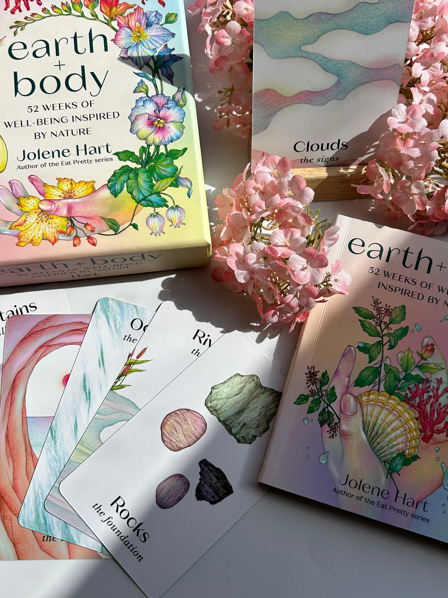 Earth + Body - 52 Weeks Of Well-Being Inspired By Nature